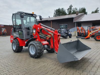 ŁADOWARKA TELESKOPOWA 810T - obrazek 5