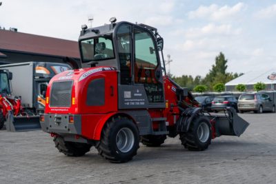 ŁADOWARKA TELESKOPOWA 811T - obrazek 7