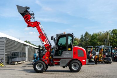 ŁADOWARKA TELESKOPOWA 811T - obrazek 12
