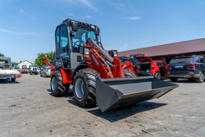 ŁADOWARKA  810 FARMER 4X4 - obrazek 13