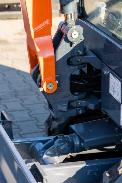 Minikoparka YUCHAI YC20SR YANMAR - obrazek 2