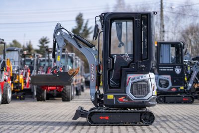 Minikoparka YAMA S15 K LITE (KUBOTA) - obrazek 9