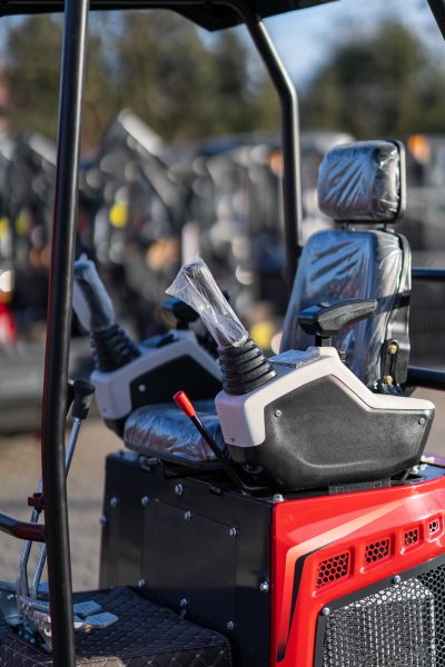 Minikoparka YAMA S15 (KUBOTA) - obrazek 2
